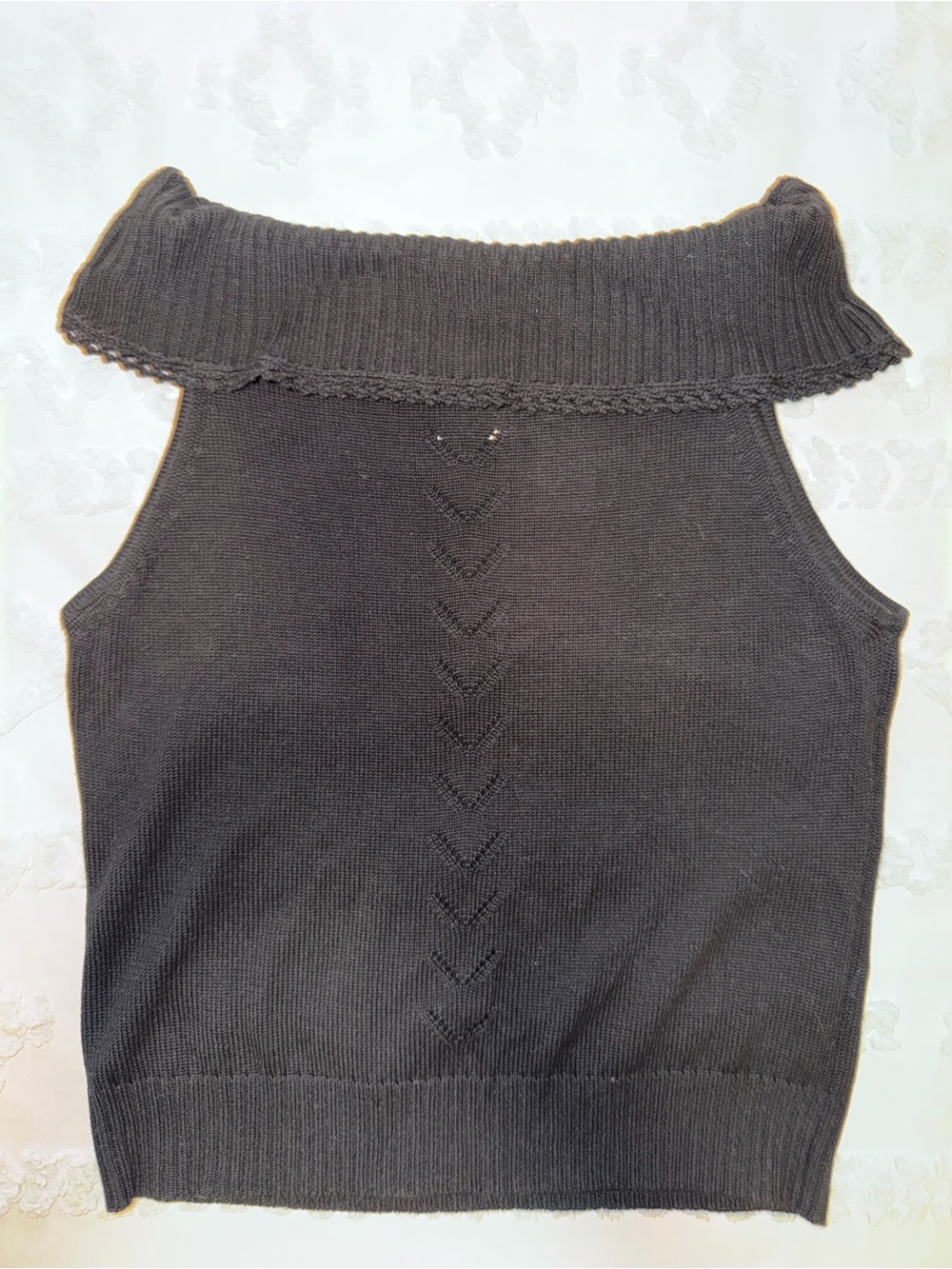 White Stag Black Off-the-Shoulder Knit Tank Sweater